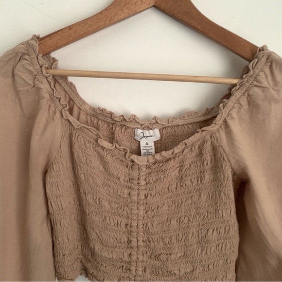 Japna Smocked Peasant Crop Top - Picture 5 of 5